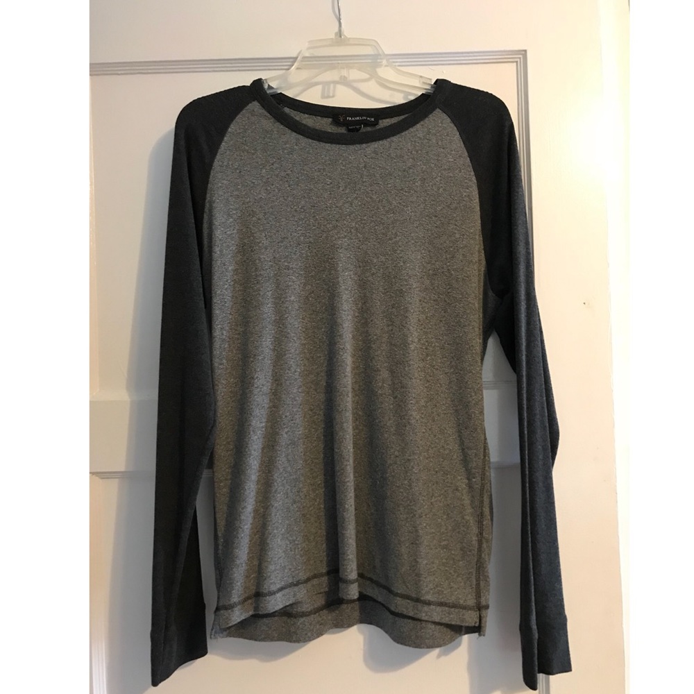 Men’s long sleeves t shirt
